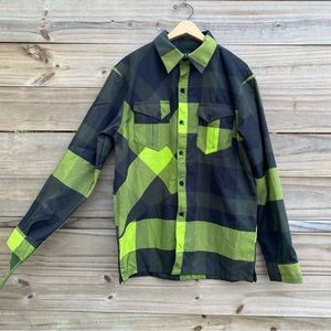 Mens Under Armour Loose Long Sleeve Button Down Checkered Size M